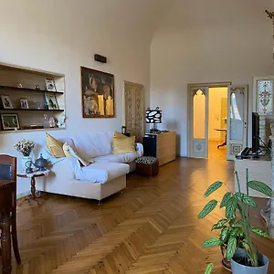 Guest house L'antica Casa Sui Lungarni Di, Pisa