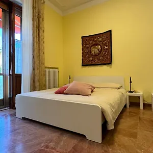  Affittacamere Lucy's House, Elegante Rustico Con Tutti I Comfort Moderni A
